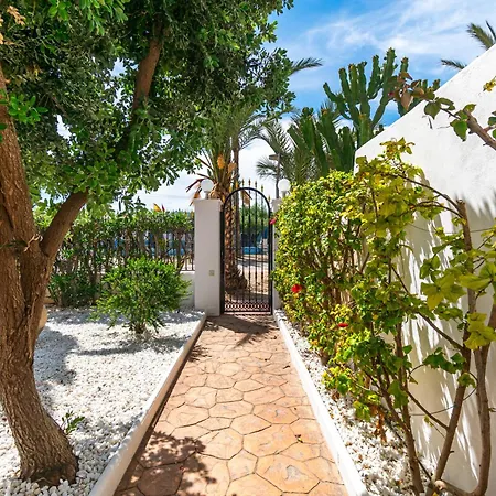 Duplex De 3 En Terreros - By Aloha Palma
